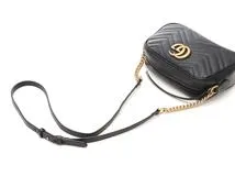 GUCCI　グッチ　GGマーモント　キルティング　スモール ショルダーバッグ　ブラック　レザー　447632　2120800005727　【205】