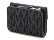MIU MIU ミュウミュウ マテラッセ 二つ折財布 ブラック カーフ