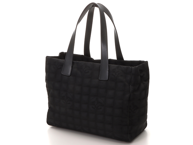 CHANEL【超美品】シャネル ニュートラベルライン ブラックトートバッグ CHANEL シャネル ニュートラベルライン トートバッグ ブラック 黒
