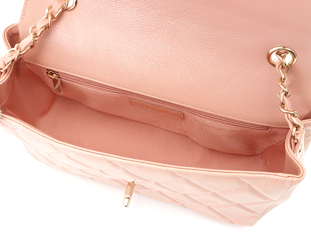 Chanel シャネル マトラッセ チェーンショルダーバッグ エイジドカーフスキン ピンク ゴールド金具 年春夏コレクション 431 の購入なら 質 の大黒屋 公式