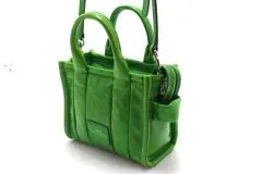Marc Jacobs グリーンレザーショルダーバッグ Marc Jacobs ザ レザー サック ショルダーバッグ | グリーン