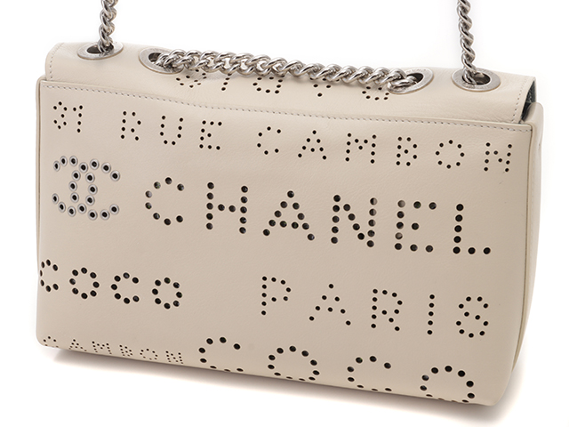 CHANEL シャネル パンチングロゴ チェーンショルダー アイボリー/SV