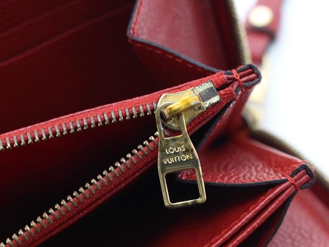 LOUIS VUITTON ルイヴィトン ジッピー・ウォレット ラウンドファスナー