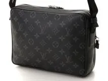 Louis Vuitton ルイヴィトン アウトドア・メッセンジャーＰＭ タイガラマ ノワール メッセンジャーバック M30233【471】  の購入なら「質」の大黒屋（公式）