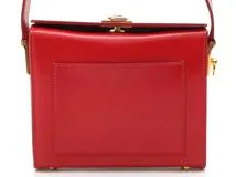 多様に使える■CELINE レザー ショルダーバッグ カーフ RED CELINE （新品・未使用品）セリーヌ トリオンフ ウィップ