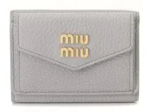 miu miu ミュウミュウ スモールウォレット コーンフラワー レザー コーンフラワーブルー 三つ折り財布 【460】2141300417209  の購入なら「質」の大黒屋（公式）