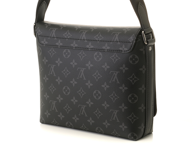 LOUIS VUITTON　ルイ・ヴィトン　ディストリクトPM　NV2　モノグラム・エクリプス　ショルダーバッグ　M45272　 2141300428922　【205】