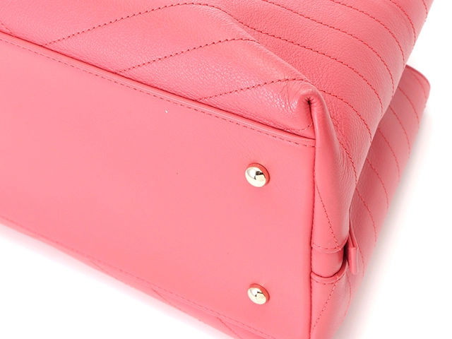 Chanel　シャネル　バッグ　Ｖステッチ　２ｗａｙチェーンショルダー　ピンク／ＧＰ　レザー　2141300436453【437】