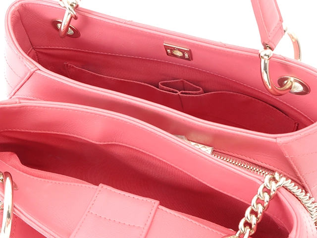 Chanel　シャネル　バッグ　Ｖステッチ　２ｗａｙチェーンショルダー　ピンク／ＧＰ　レザー　2141300436453【437】