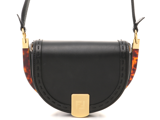FENDI フェンディ ムーンライト ショルダーバッグ ブラック