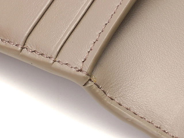 CELINE　セリーヌ　スモールトリフォールド　ウォレット　ペブル　カーフ【433】2141300451364