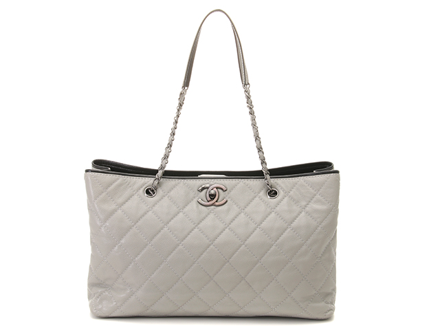 CHANEL グレー チェック柄 トートバッグ CHANEL シャネル トートバッグ ウルトラステッチ ラムスキン