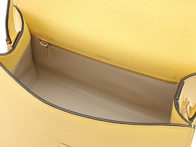 Valextra 　ヴァレクストラ 　 ミディアム　イジィデ バッグ　サンシャインイエロー　V5E56-28-J-OC　カーフスキン　2Wayバッグ　2141300462582【207】