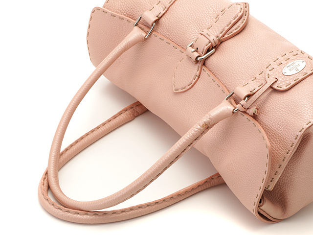 FENDI フェンディ バッグ ショルダーバッグ セレリア リンダ