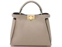 FENDI フェンディ ピーカブー アイコニックエッセンシャリー