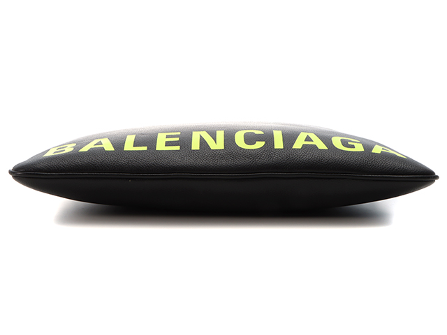 BALENCIAGA ビーチバレーボール ブラック Balenciaga Circuit Worn-Out スニーカー | ブラック | FARFETCH JP