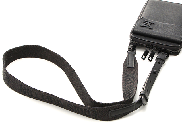 LOUIS VUITTON ルイ・ヴィトン フォン ポーチ M57089 グレイン