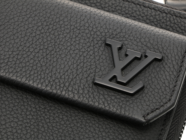 LOUIS VUITTON ルイ・ヴィトン フォン ポーチ M57089 グレイン