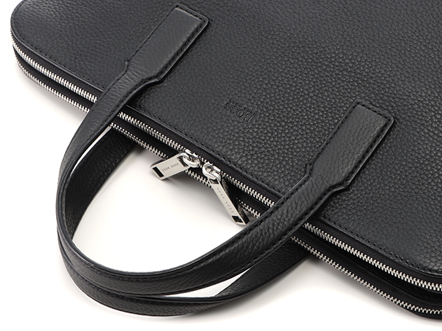 HUGO BOSS カーフレザー　2way ビジネスバッグ ブラック BOSS - グレイン フェイクレザー トートバッグ Double B