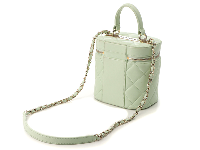 CHANEL シャネル スモールバニティチェーンショルダー