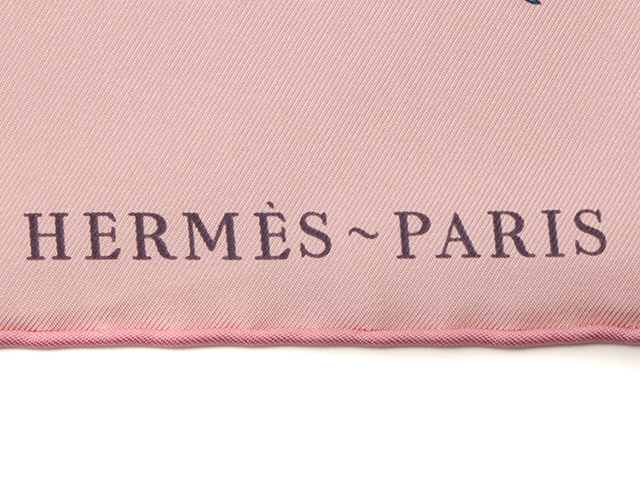 HERMES エルメス スカーフ カレ90《ローブ・レジェール》Robe Legere