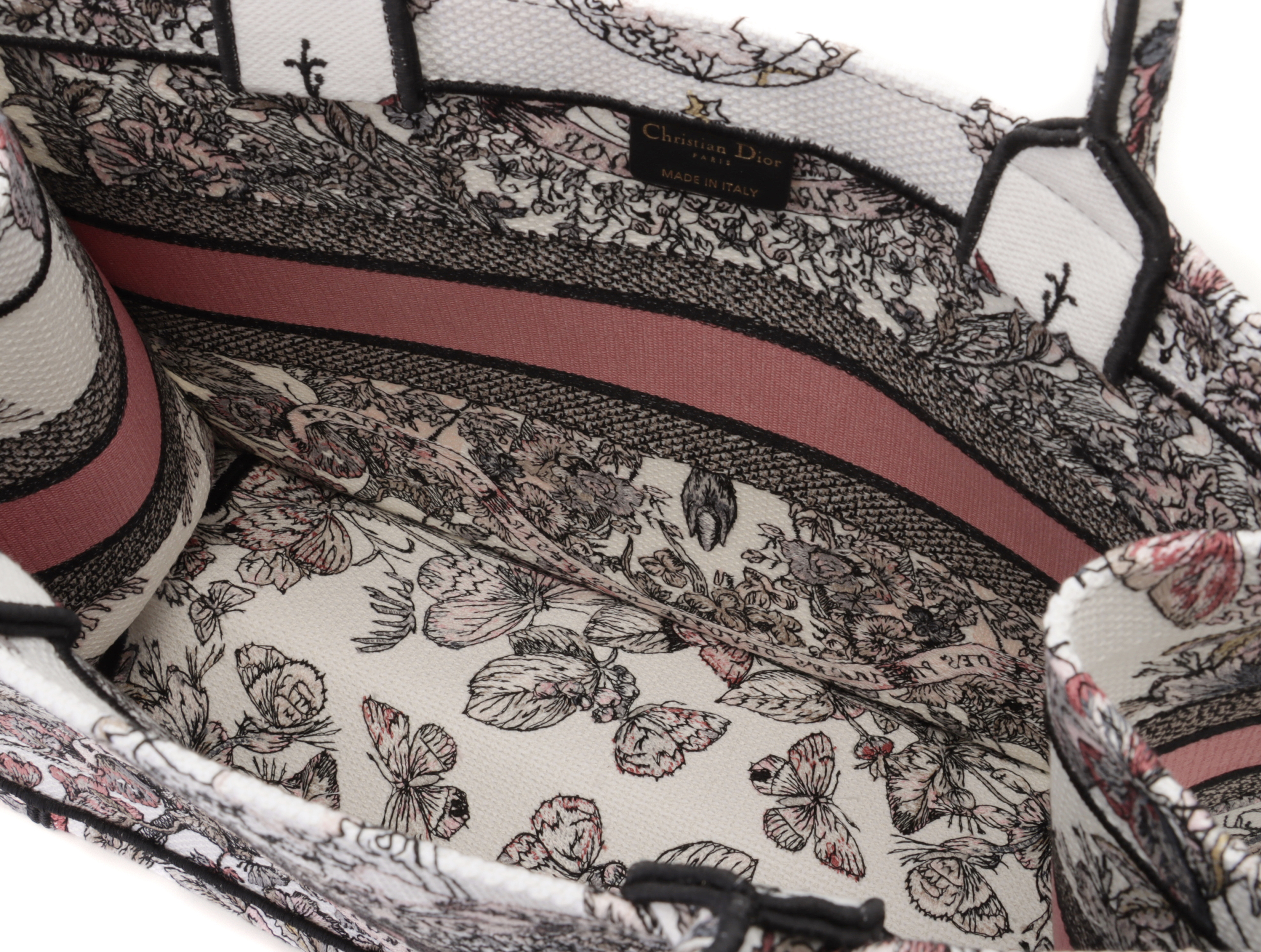 Dior ディオール ブックトートミディアム Butterfly Around The Dior ディオール ブックトートミディアム Butterfly Around The