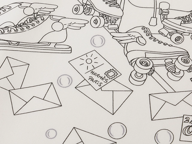 HERMES　エルメス　スカーフ　カレ90　HERMES FLAGSHIP ブラン／ノワール／グリス　シルク【471】L