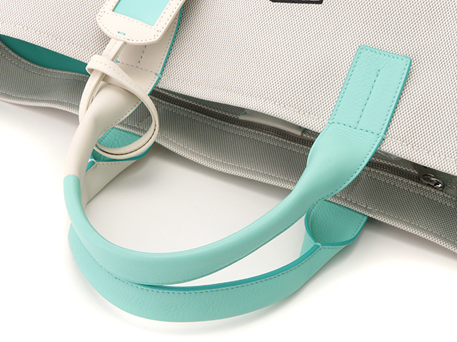 てぐるる美品カラーブロック ウィークエンドトート　ティファニートートバッグ Tiffany ティファニー カラーブロック ウィークエンドトートバック