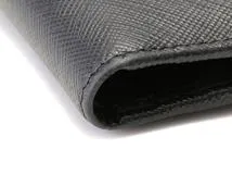 PRADA　プラダトライアングル　二つ折り財布　サフィアーノ　ブラック　1ML050【431】