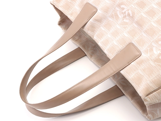 CHANEL シャネル ニュートラベルライントートMM ベージュ GP ナイロン カーフ A15991【431】2143000706683