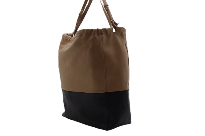 CELINE セリーヌ ドローストリングカバ ショルダーバッグ 174183UBG.38BN ブラック/ナチュラル レザー 【460】2143000710956