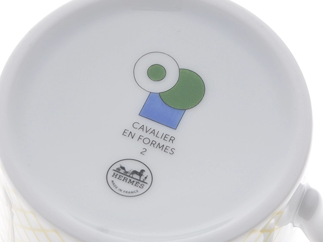 HERMES　エルメス　マグ 〈カヴァリエ・アン・フォルム〉P059231P　陶器　未使用品【472】AH