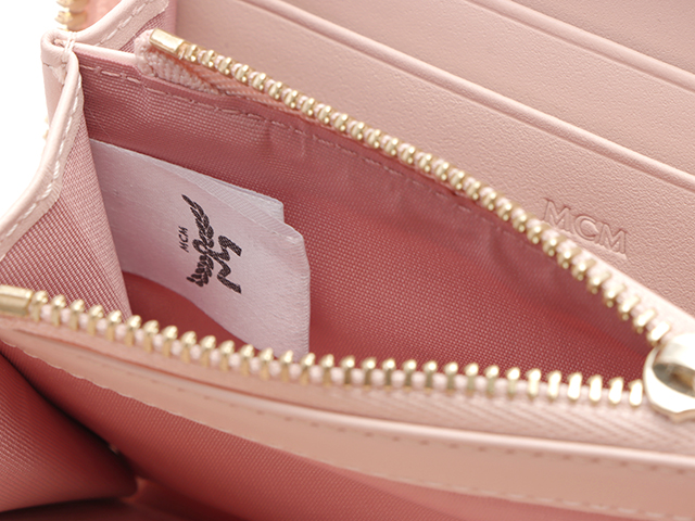 MCM エムシーエム ヴィセトス ハローキティコラボ ジップ