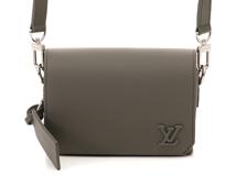 LOUIS VUITTON　ルイヴィトファストライン・ウェアラブル　ウォレット　LVアエログラム　カーキ　M82086 【472】UH