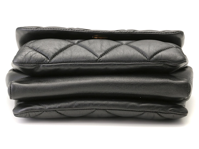 Salvatore Ferragamo　フェラガモ　ヴァラリボン　キルティング　チェーンショルダーバッグ　ブラック　レザー【433】2143000721488