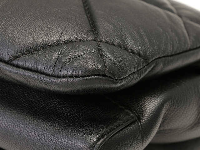 Salvatore Ferragamo フェラガモ ヴァラリボン キルティング チェーン