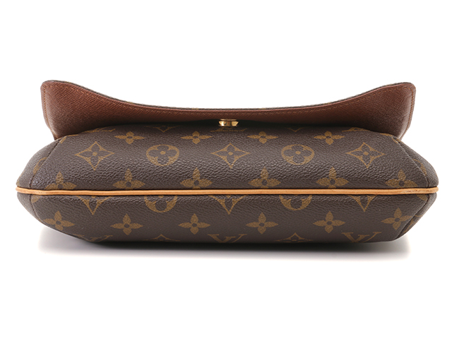 LOUIS VUITTON ルイヴィトン ミュゼット・タンゴ ショート
