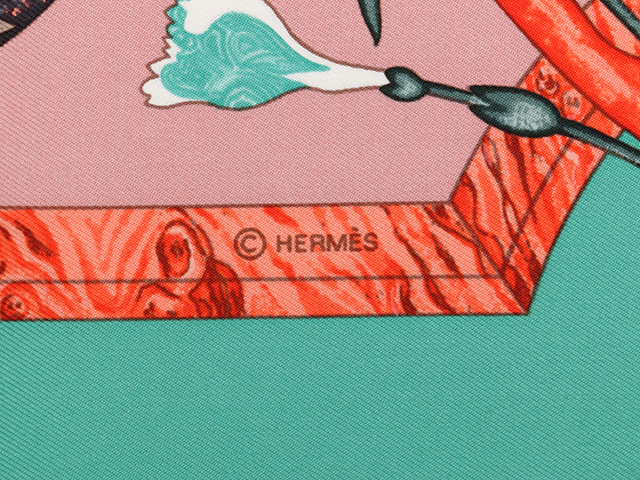 HERMES エルメス スカーフ カレ90 グリーン ピンク 東洋の石と西洋の石