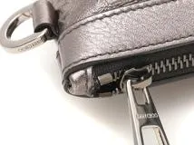 JIMMY　CHOO　ジミーチュウ　スタースタッズ　デレク　クラッチバッグ　ガンメタル レザー【431】2143100255395