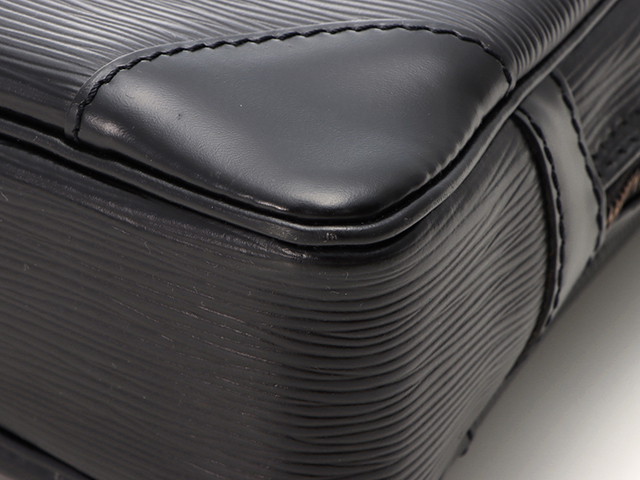 LOUIS VUITTON ポルトドキュマン・ヴォワヤージュ M59162 エピ LOUIS VUITTON ポルトドキュマン・ヴォワヤージュ M59162 エピ