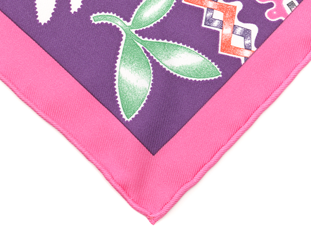 【新品】エルメス スカーフ H003369S03 ピンク/グリーン 40304ヨコ約90cmｘタテ約90cm