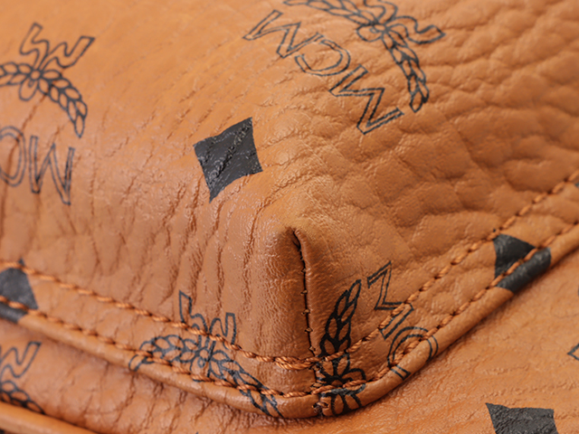 MCM エムシーエム ヴィセトス バッグパック ラビットプリント