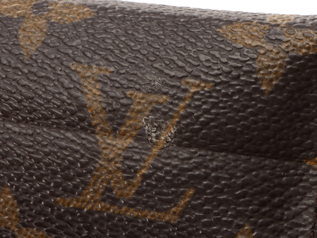 LOUIS VUITTON ルイ・ヴィトン ポシェット・トワレット15 モノグラム