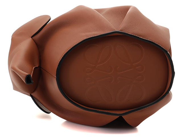 LOEWE ロエベ エレファントバッグラージ タン カーフ 【471】N の購入