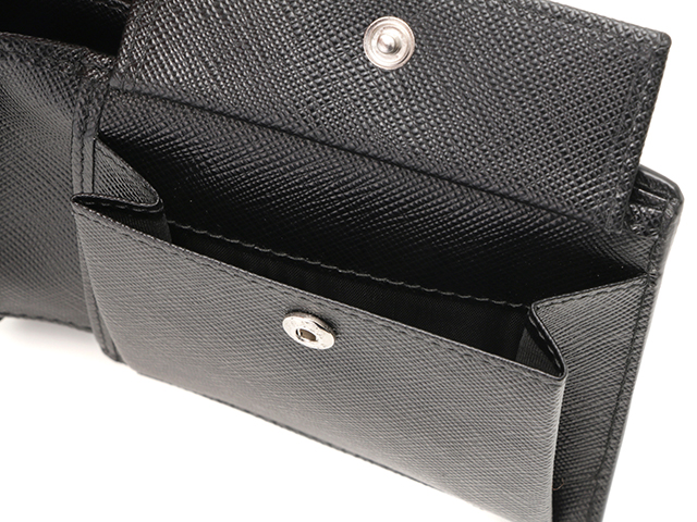 PRADA プラダ 財布 二つ折財布 2M0738 ブラック サフィアーノ PRADA プラダ 財布 二つ折財布 2M0738 ブラック サフィアーノ