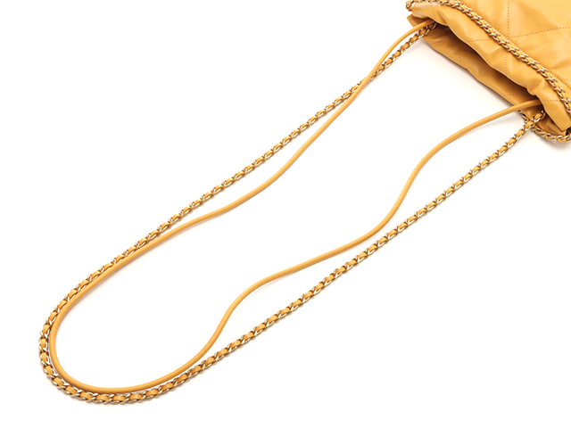 CHANEL シャネル シャネル22ミニ ハンドバッグ イエロー シャイニー