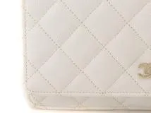 CHANEL　シャネル　マトラッセ 　クラシック チェーンウォレット ホワイト　GP　キャビアスキン　AP0250【431】2143100483859