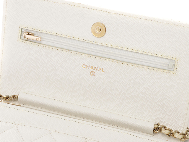 CHANEL シャネル マトラッセ クラシック チェーンウォレット ホワイト