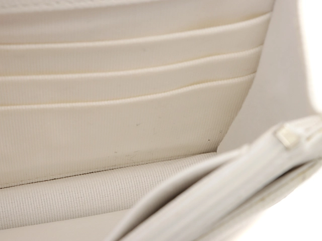 CHANEL　シャネル　マトラッセ 　クラシック チェーンウォレット ホワイト　GP　キャビアスキン　AP0250【431】2143100483859