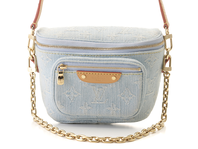 【極美品✨】激レアLOUIS VUITTONミニバムバッグ デニム スカイブルー 激レア✨】極美品LOUIS VUITTONミニバムバッグ デニム スカイ